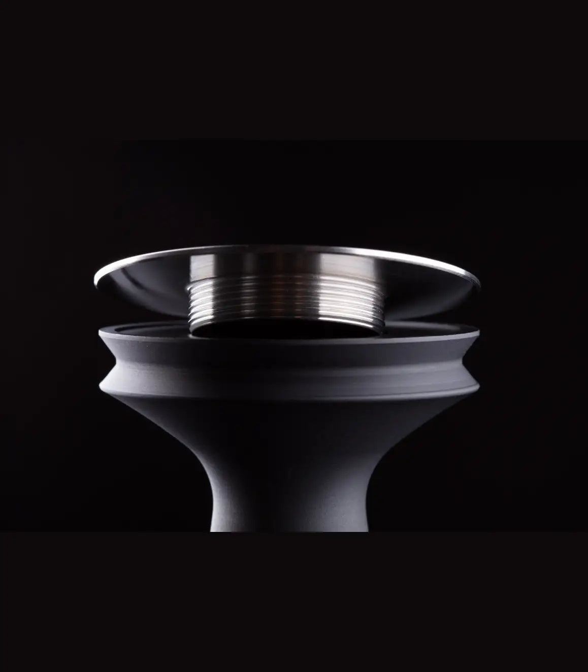 Tamper diseñado para hacer frente a la acción repetida del trabajo detrás de la barra