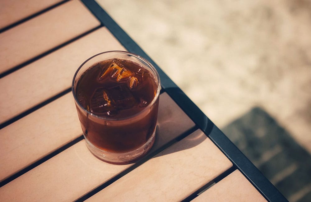 El cold brew es una infusión fría de café Cold brew qué es y cómo hacerlo