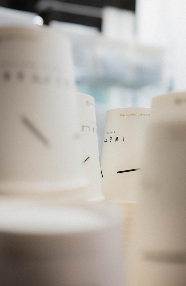 detalle-de-los-basos-de-ineffable-coffee-en-el-madrid-coffee-fest Ineffable Coffee Roasters en el Madrid Coffee Fest