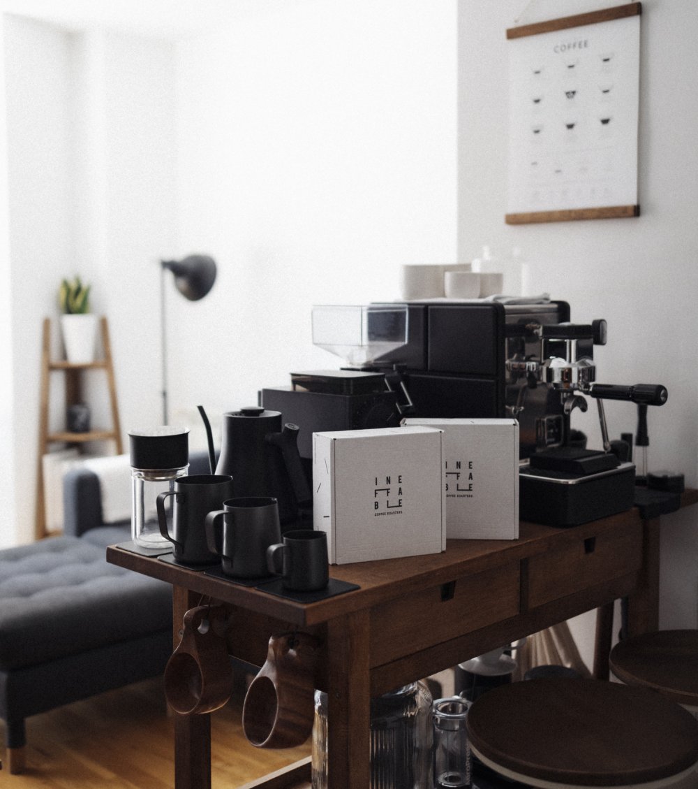 Café de especialidad, fresco de temporada y recién tostado. Trato cercano y transparencia. Somos tostadores. TOSTADO EN SEVILLA.