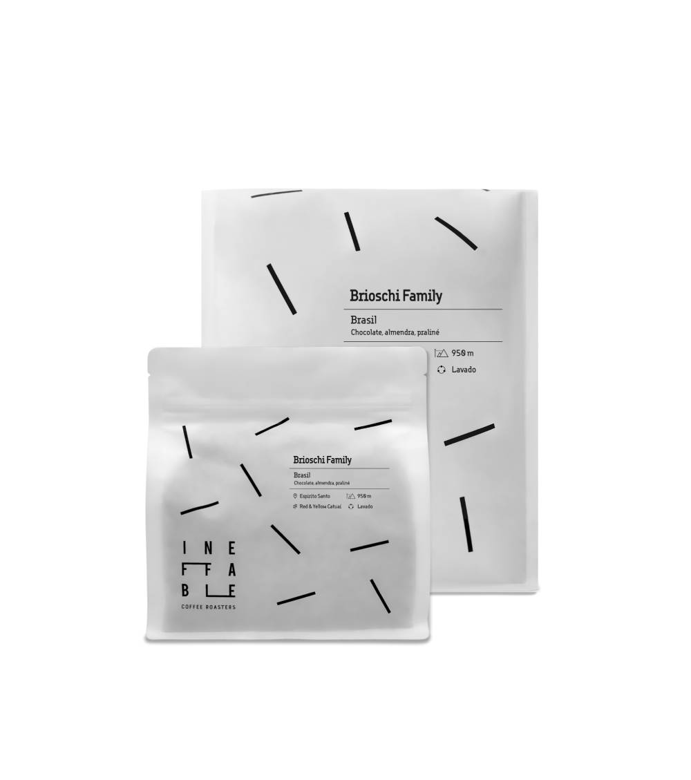 Paquetes de café de especialidad de Brasil en grano o molido